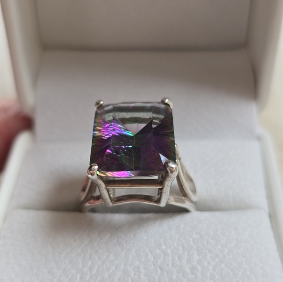 Stunning Mystic Topaz - Picture 5 of 14
